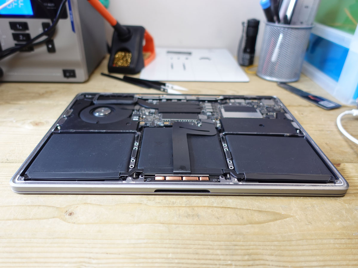 Signs You Need a Replacement MacBook Battery?